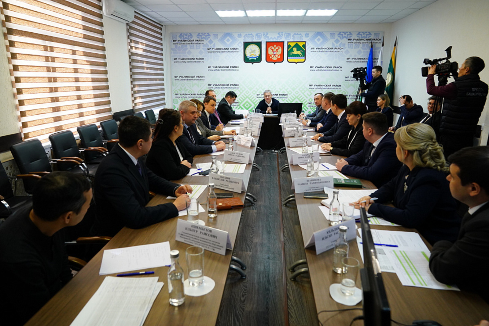 Радий Хабиров провел совещание с главврачами больниц Зауралья