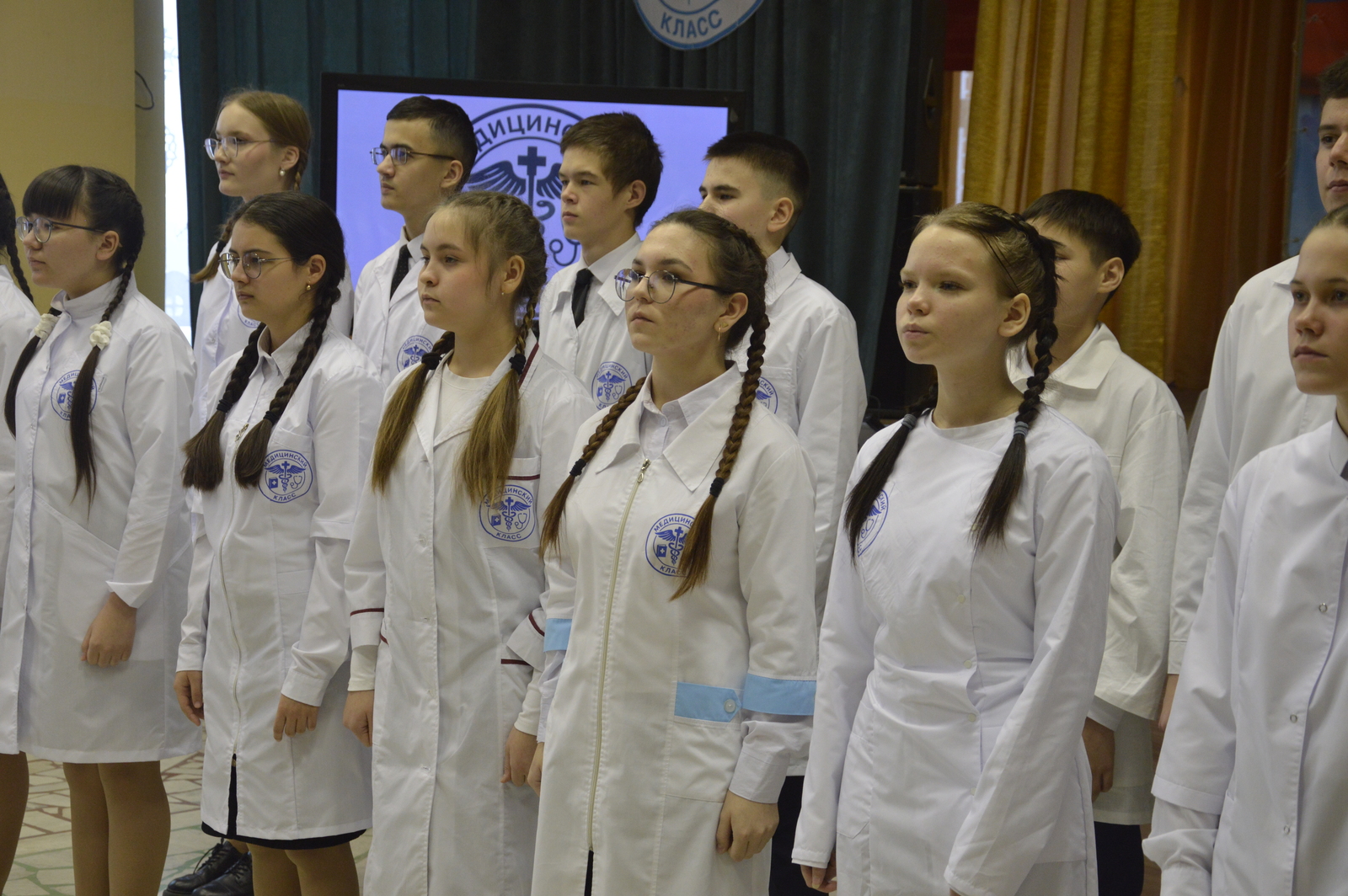 Со школьной парты — в медицину